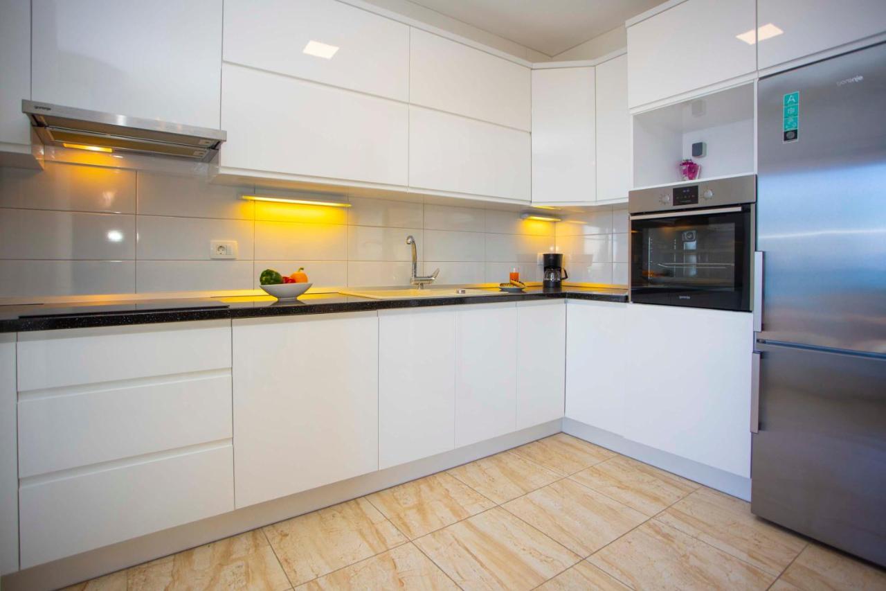 Apartment Lauc Makarska Exterior foto